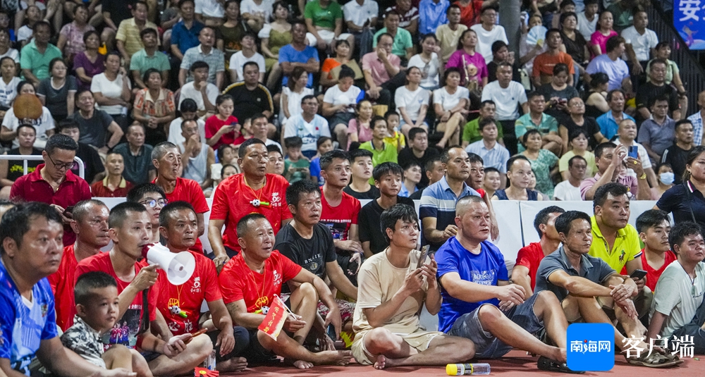  波尔多主场氛围火爆，球迷助威催生逆转好戏