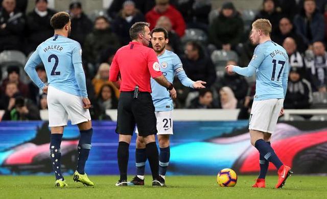  布伦特福德黑马姿态逼平卫冕冠军曼城